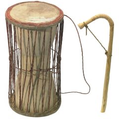   GEWA  beszélő dob  (talking drum)  magassága 30 cm, átmérője 17 cm