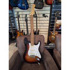 Fender Player II Stratocaster elektromos gitár